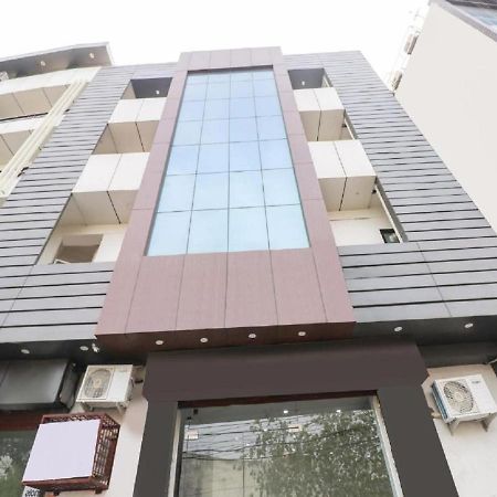 Hotel Red Snapper Couple Friendly At West Delhi New Delhi Ngoại thất bức ảnh